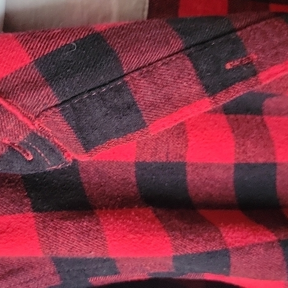 Plaid top - Picture 4 of 4